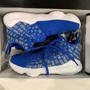 Nike Lebron XVII Racer Blue / White / Black (Size 1.5Y)